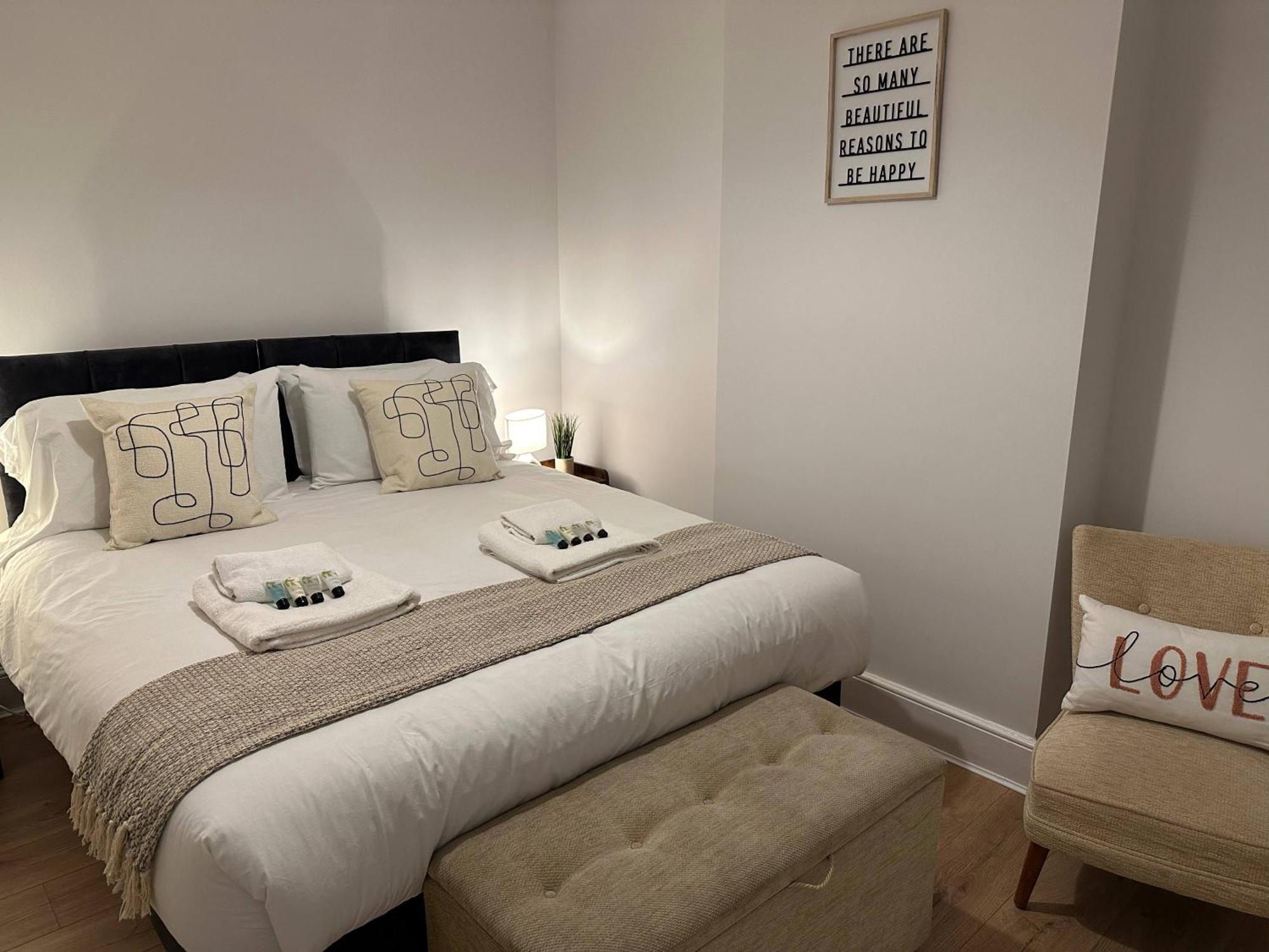 Villa 3 Bed Chill Glouc Free Parking Gloucester Exterior foto